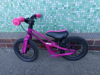 Odrážadlo kellys kiru race