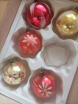 Vianočné gule rôzne