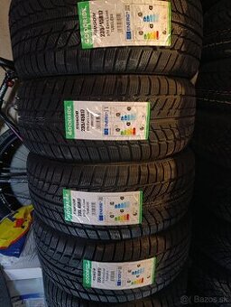 235/45 R17 Goodride zimné pneumatiky
