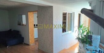 Ponúkam na predaj rodinný dom v obci Ružindol, vhodný na pok - 1