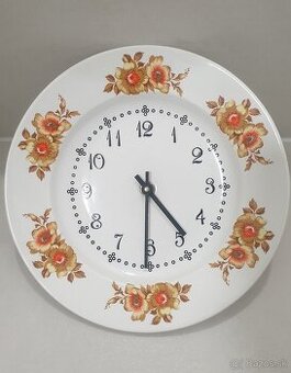 Keramické závesné hodiny