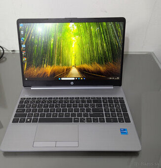 HP i5-1135G7, 16GB RAM, 240GB SSD, 15,6"