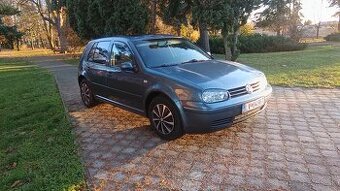 Predam Vokswagen golf 4