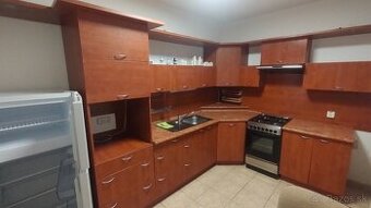 Akcia "Black Sabat" Prenajmem 3i byt v Trenčíne na Juhu - 1