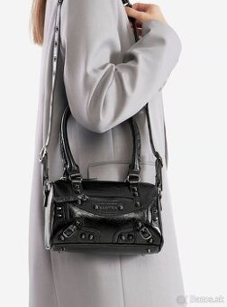 Badura kabelka čierna