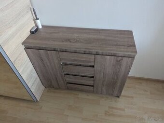 Drevená komoda/skrinka