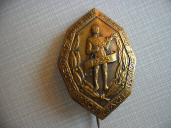 Osemhranný historický športový odznak - 1928