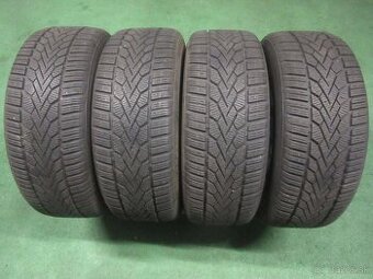 Zimné pneumatiky 215/50R17 Semperit