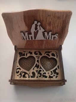 Krabička na obrùčky