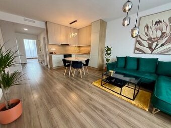 Luxusne zariadený 2-izbový byt s 2 balkónmi - Nová Nitra