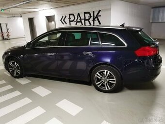 Opel Insignia ST Cosmo 2.0 cdti