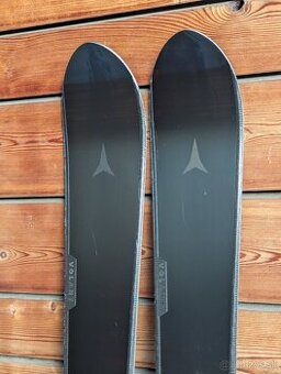 lyže ATOMIC VOLANT 7000, 180cm, 2025, ZÁNOVNÍ