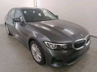 BMW 330E 2.0 SEDAN 1.majitel r.v.2021 Automat ODPOCET