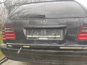 W210