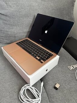 Apple MacBook