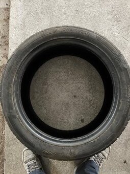 Pneu 245/45r19