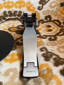 Roland 17