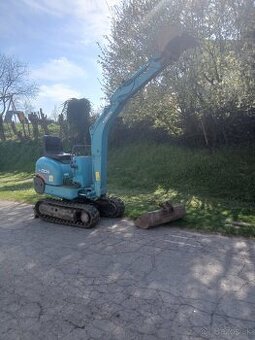 Minibager Kubota K008