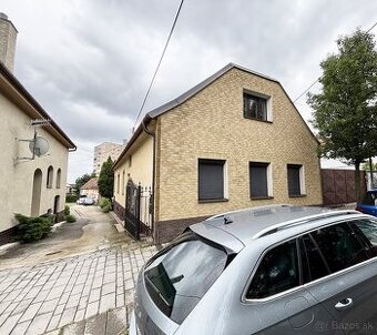 Predaj 4-izbového rodinného domu – Bratislava Rača