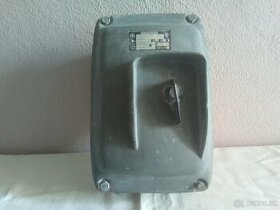 Motorový istič J7K - 1