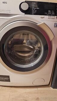 Predam pračku AEG Lavamat 7000 1-8kg,1400ot