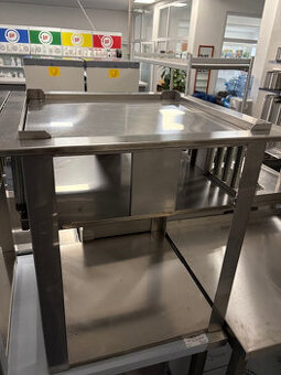 Zásobník na koše k umývačke