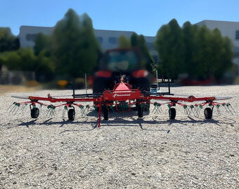 Obracač krmovín Kverneland 8576