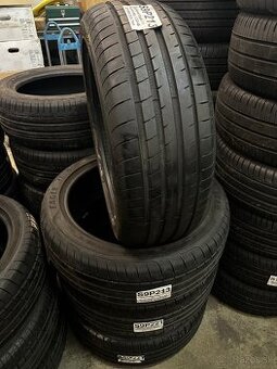 225/45 R19 96W / 92W