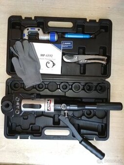 Hydraulické lisovacie kliešte na plastohliník TH