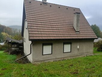 Rod. dom v Radobici /PD s 10á pozemkom