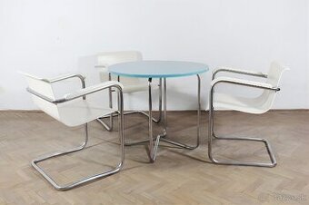 sedenie funkcionalizmus,Hana Kučerová Záveská