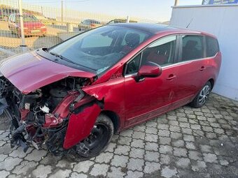 Peugeot 5008 1.6 HDI 2010 – HAVAROVANÉ, MOTOR BEZ ŠKODY