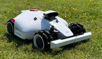 Mammotion LUBA 2 AWD 10000 + RTK tyč + domček