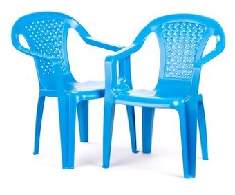 Plastová židlička italské značky Grand Soleil, modrá