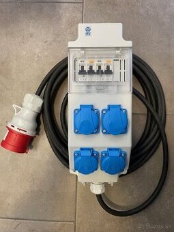 Zásuvková rozvodnica istená