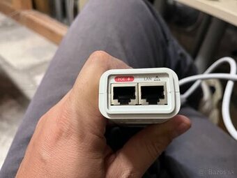 Ubiquiti 24V PoE napájací adaptér – 12W