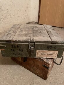 Vojenské debny z municie (2 ks),20l Kanister,Náboje
