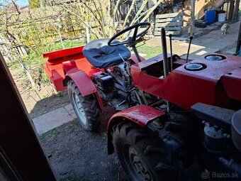 Traktor