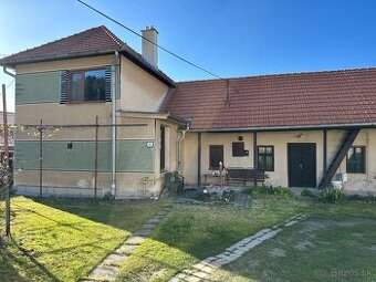 Dom na predaj v lokalite Veľké Straciny okres Veľký Krtíš
