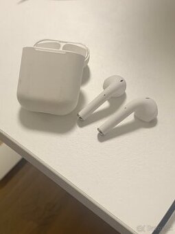 Airpods Bluetooth sluchadla