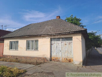 Rodinný 2-izbový dom v Hlohovci neďaleko hrádze na predaj
