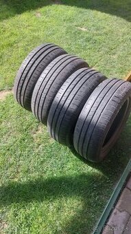 GOOD YEAR 185/60 r15