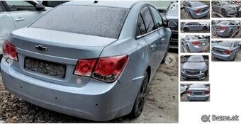 Chevrolet Cruze 1.6 2012 Predám DVERE, MOTOR F16D4, štartér,
