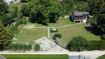 NA PREDAJ - XXL Reality Vám ponúka záhradu murovanou chatkou