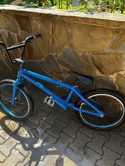 PREDÁM TÚTO BMX Z DÔVODU NEVIUZITIA - 1