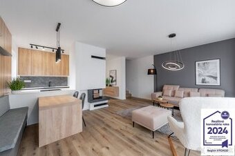 Dvojpodlažný rodinný dom - Rezidencia pri kaštieli v obci So - 1