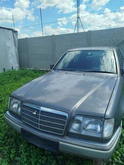 Mercedes w 124 250D
