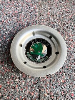 Středová krytka Škoda Octavia