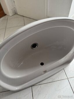 Dám zadarmo za odvoz umývadlo. - 1