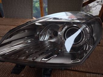 Svetlomet bi-xenon  Scénic 3